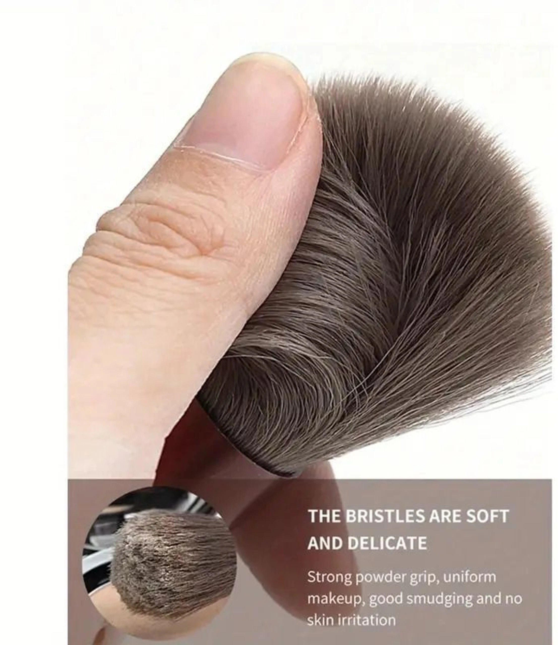 AmazingKarts 13-Piece Professional Makeup Brush Set with Beauty Sponge for Face & Eye Makeup (Pack of 14) image 4