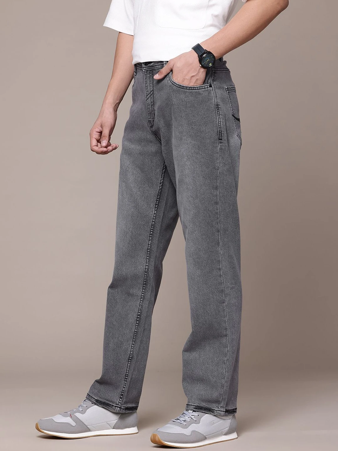 Men Straight Fit Mid Rise Grey Jeans image 3
